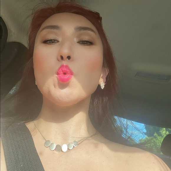 Meet your Posher, Euny - Picture 1 of 1